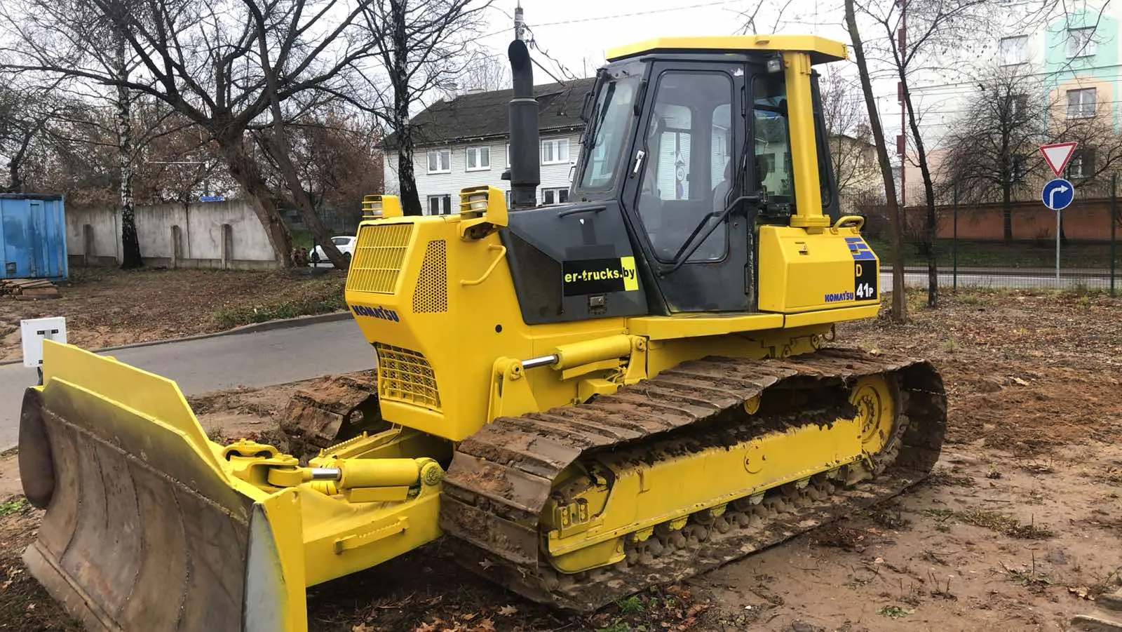 Бульдозер в аренду Komatsu D41P-6. 1