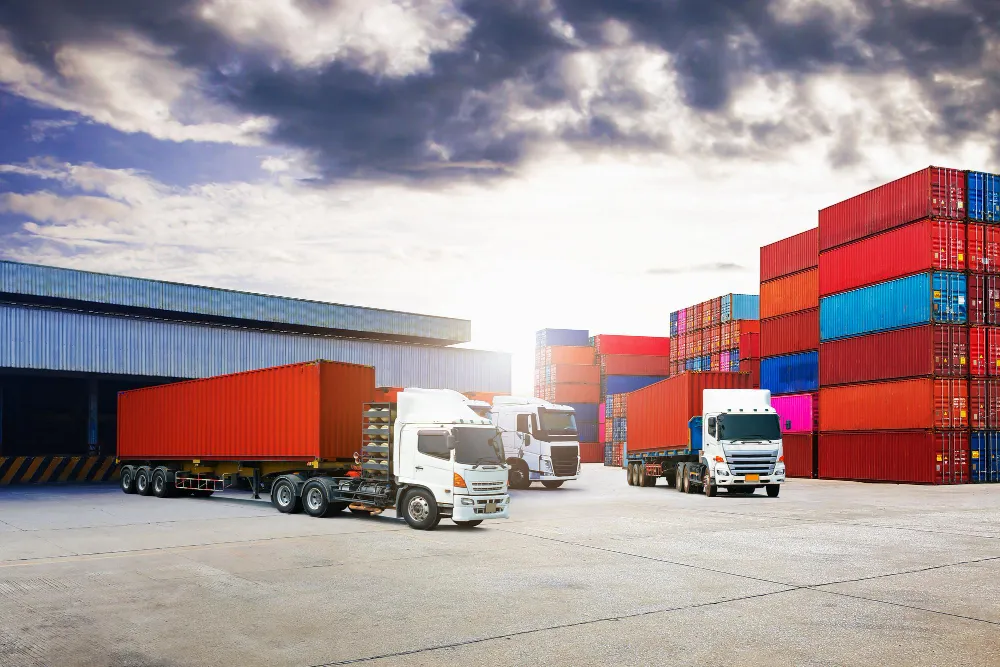 Транспортировка тяжелых морских контейнеров в Минске. 1