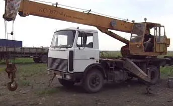 Аренда автокрана 14 т КС 3577 на базе МАЗ-5377 в Бресте. 1