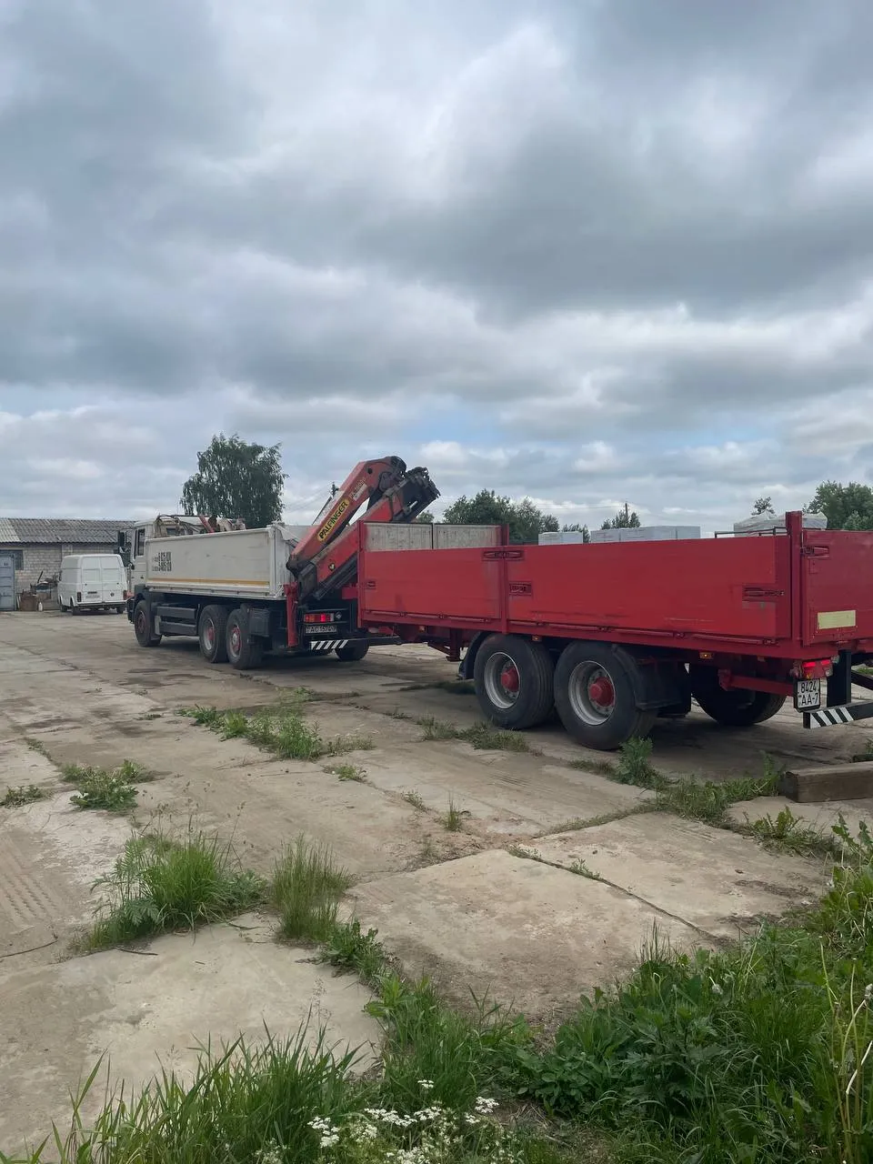 Аренда манипулятора с прицепом | услуги перевозки. 1
