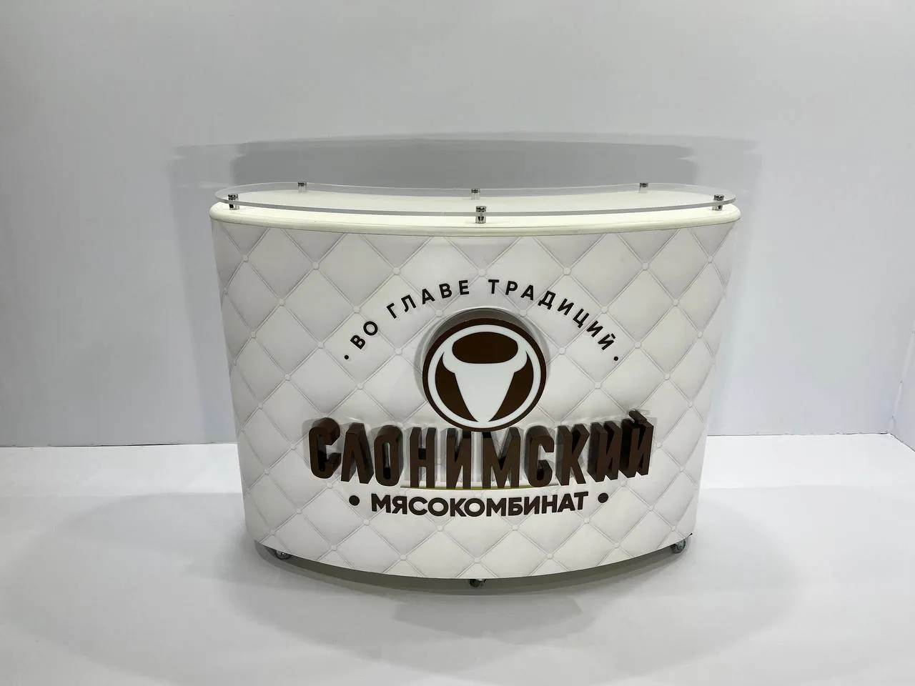 Аренда стойки с подсветкой 1400х450х1070 Минск — ТОТЕМ13М. 2