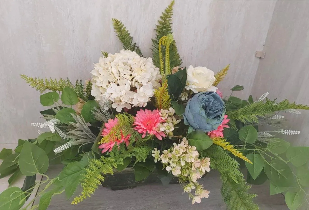 Аренда искусственных растений в кашпо для мероприятий в Минске — быстрый заказ. 1