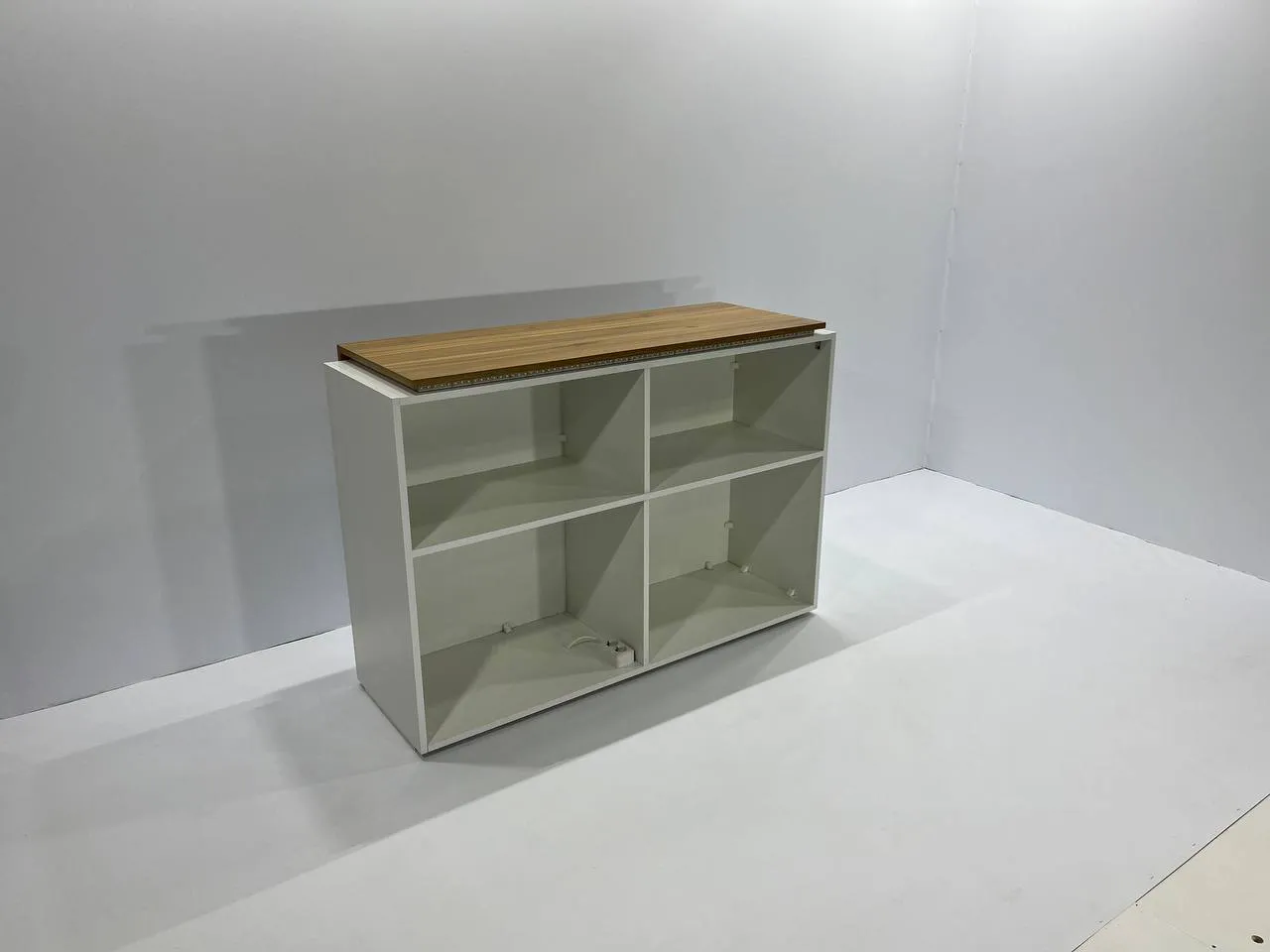 Аренда стойки с подсветкой 1405х490х990 в Минске | ТОТЕМ13М. 5