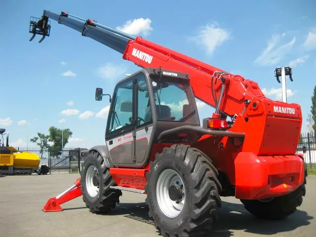 Аренда телескопического погрузчика 17 м – Могилёв и область | С ковшом, вилами, люлькой. 2