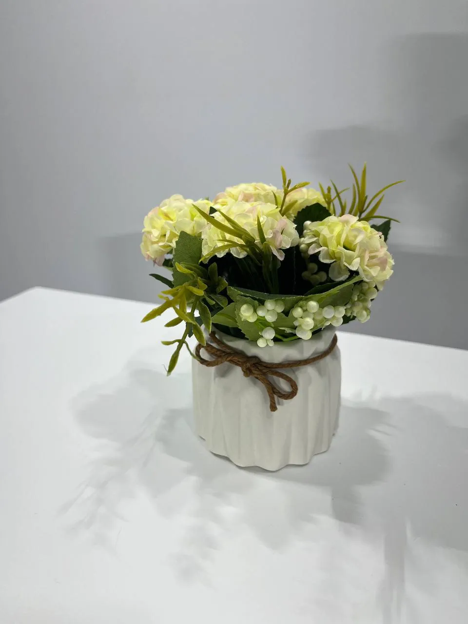 Аренда искусственных цветов и растений в кашпо в Минске — прокат оборудования для мероприятий. 1