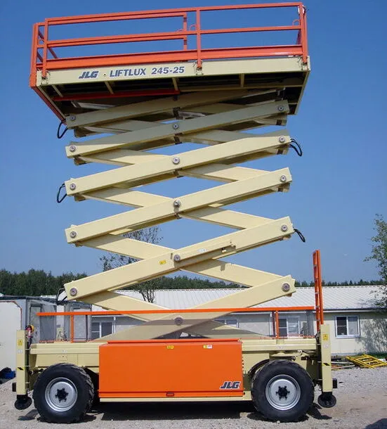 Аренда самоходного ножничного подъемника JLG 245-25 (26 м.). 1