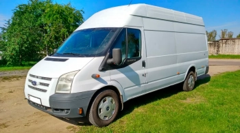 Взять в прокат Ford Transit Maxi